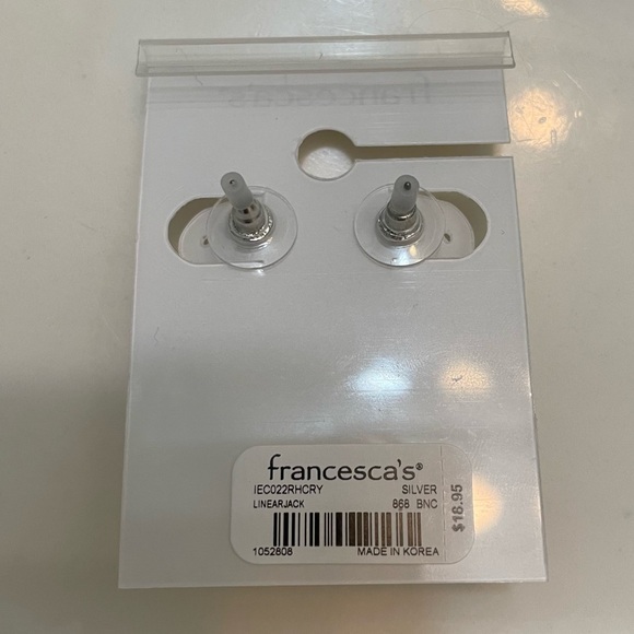 NWT FRANCESCA‘S silver diamond earrings - Picture 4 of 4